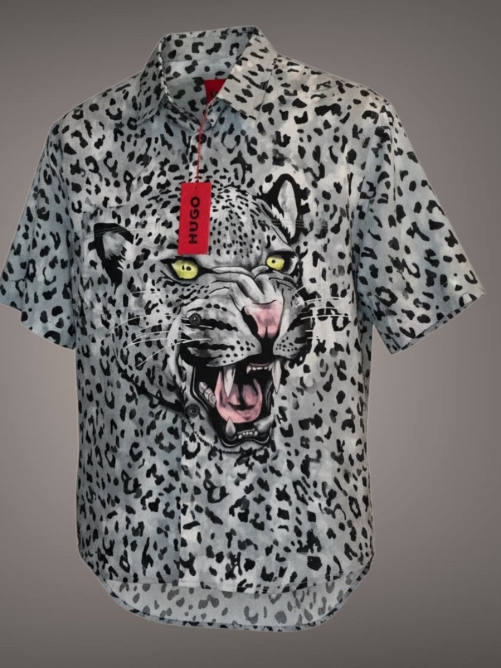 HUGO Animal Print Relaxed Fit Short Sleeve Cotton Button Down. Men’s LARGE. NWT